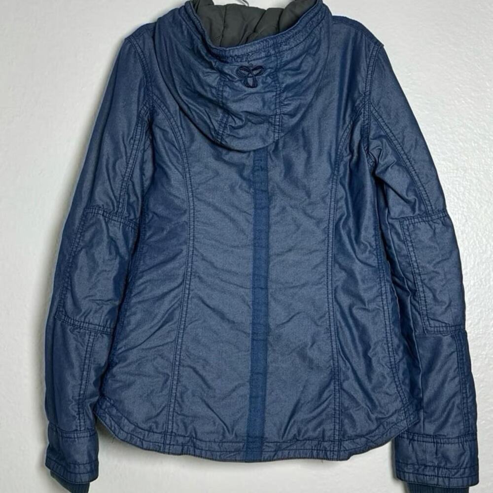 TNA Thick Padded Jacket - Picture 5 of 8